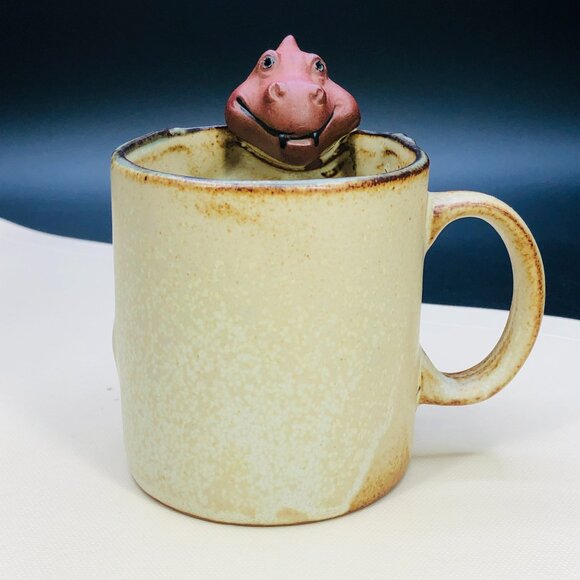 Vintage 70s UCTCI Anthropomorphic Lizard Mug, Japan Redware Pottery Coffee Cup - Picture 5 of 12